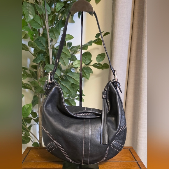 Coach Handbags - Coach Soho Hobo Black Leather Shoulder Bag